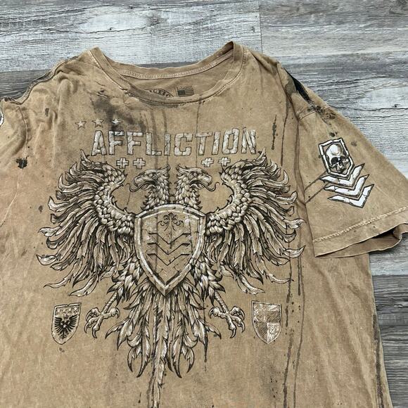 Affliction Tan Black Mens XL Wings Coat of Arms Mallgoth Tattoo T-Shirt CyberY2K - Picture 1 of 8